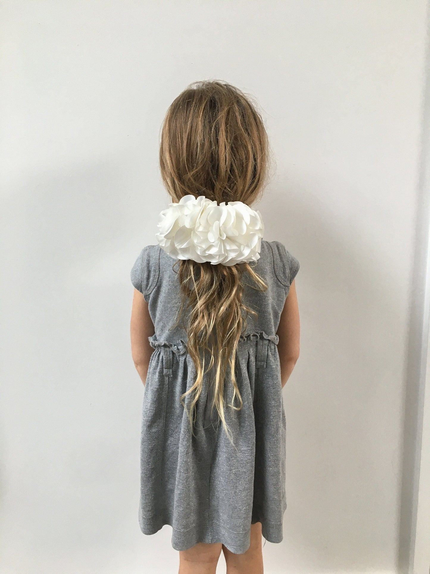 Floral Wreath Petit - Dove Ivory