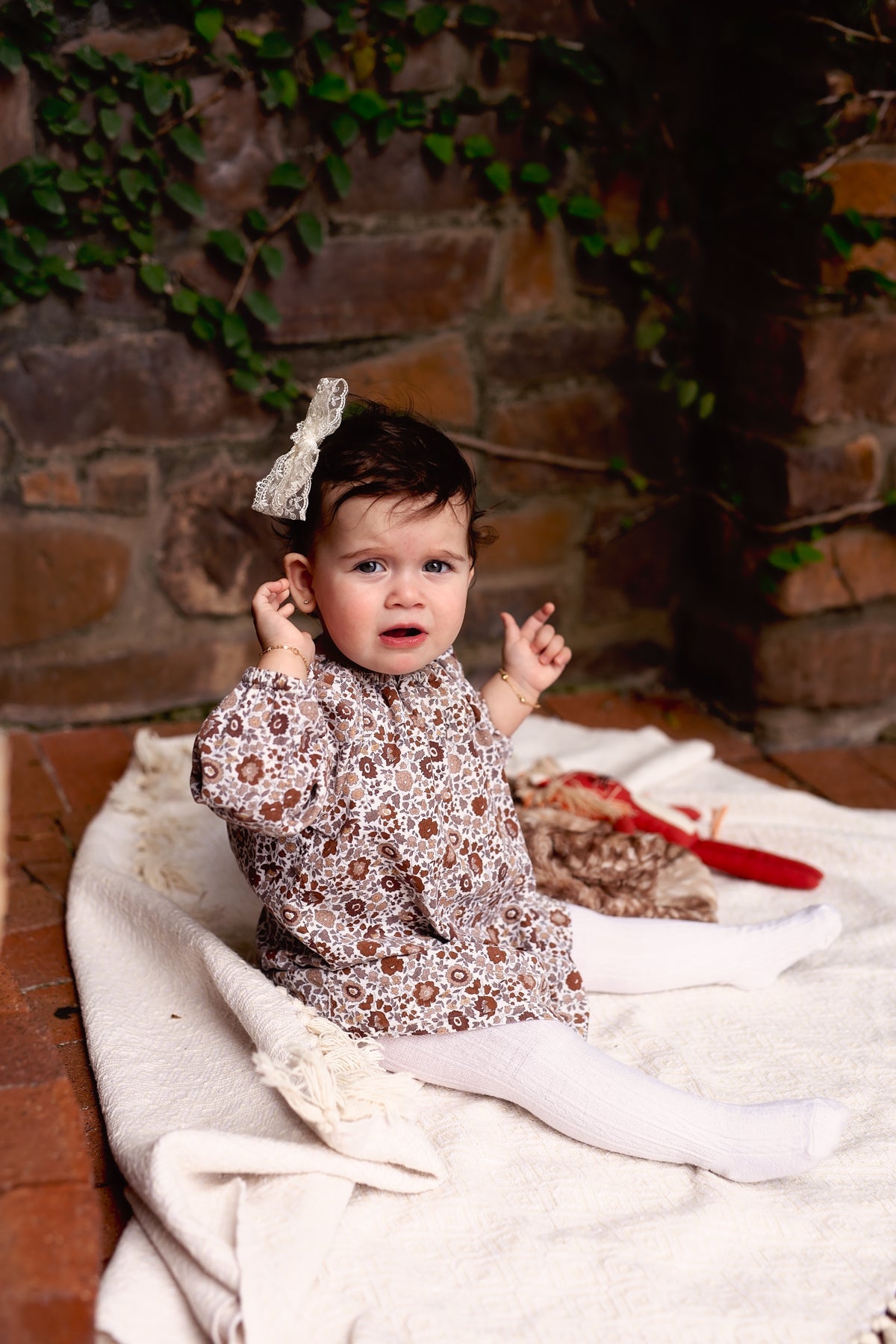 Dahlia Lace Bow Clip - Ivory