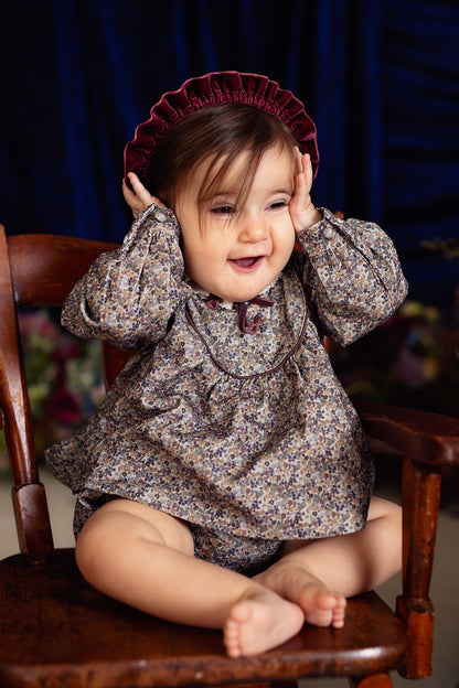 Tutu Velvet Wrap - Dark Red