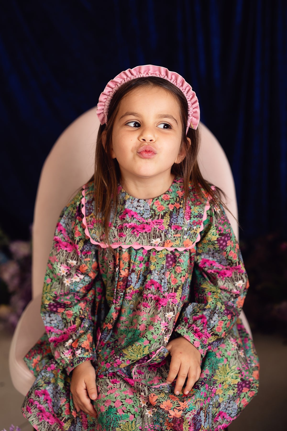 Tutu Velvet Headband - Black