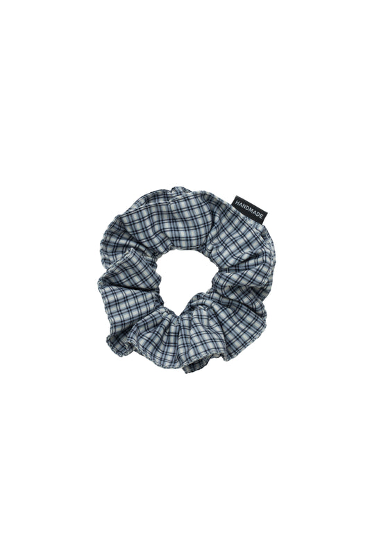 Rehearsal Scrunchie - Cream/Blue