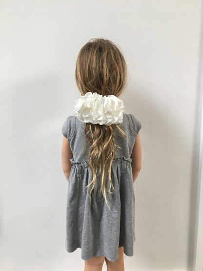 Floral Wreath Petit - Dove Ivory