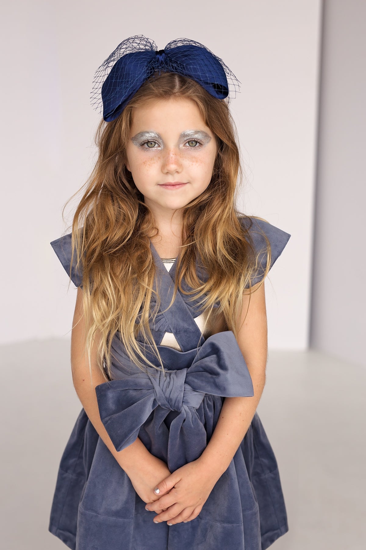 Avant Garde Bow Grand - Navy
