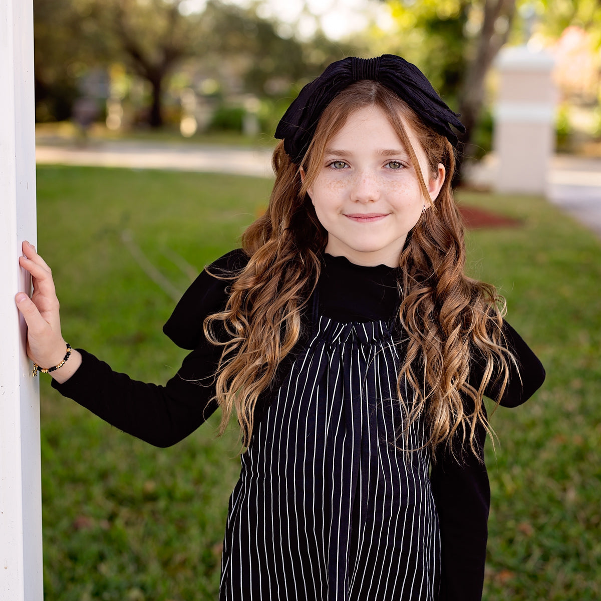 Spring Petals Headband - Black